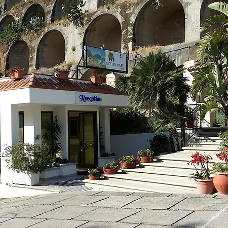 Aparthotel Le Roccette Mare Hotel&restaurant