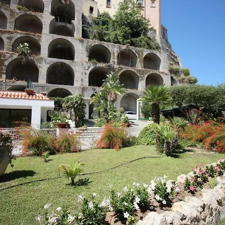 Апарт-отель Le Roccette Mare & Restaurant Тропея