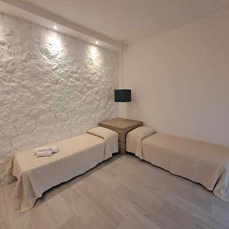 Le Roccette Mare & Restaurant Тропея