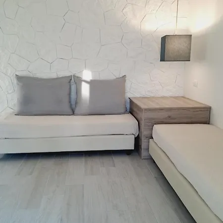 Le Roccette Mare & Restaurant Hotel apartamentowy 3*