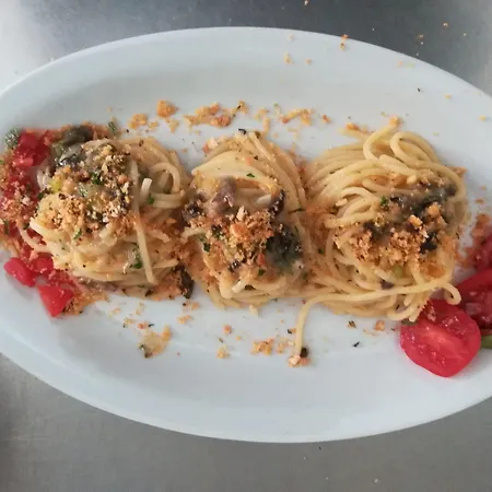 Le Roccette Mare & Restaurant 3* Tropea