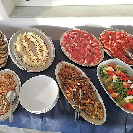 Le Roccette Mare & Restaurant Тропея