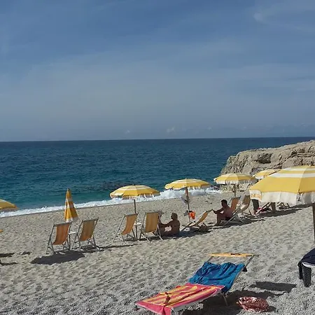 Le Roccette Mare & Restaurant Апарт-отель Тропея