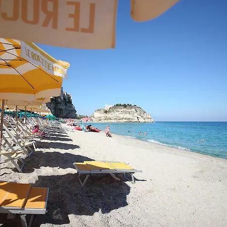Aparthotel Le Roccette Mare & Restaurant 3*