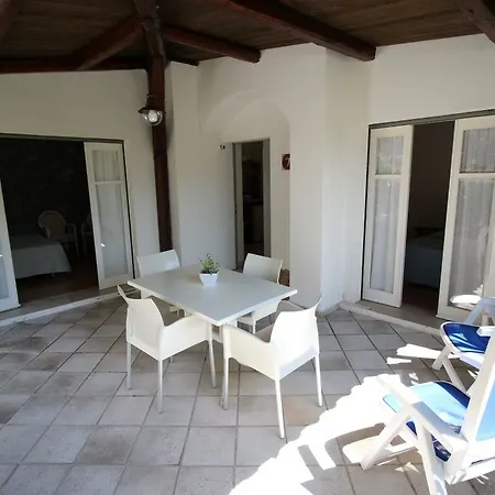 Le Roccette Mare & Restaurant Апарт-отель 3*