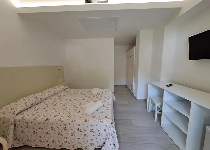 מלון דירות Le Roccette Mare & Restaurant 3*