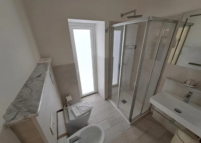 Le Roccette Mare & Restaurant טרופאה