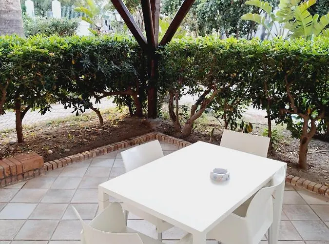 מלון דירות Le Roccette Mare & Restaurant 3*