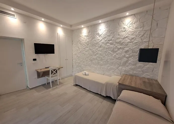 מלון דירות Le Roccette Mare & Restaurant טרופאה