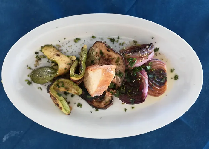 Le Roccette Mare & Restaurant טרופאה