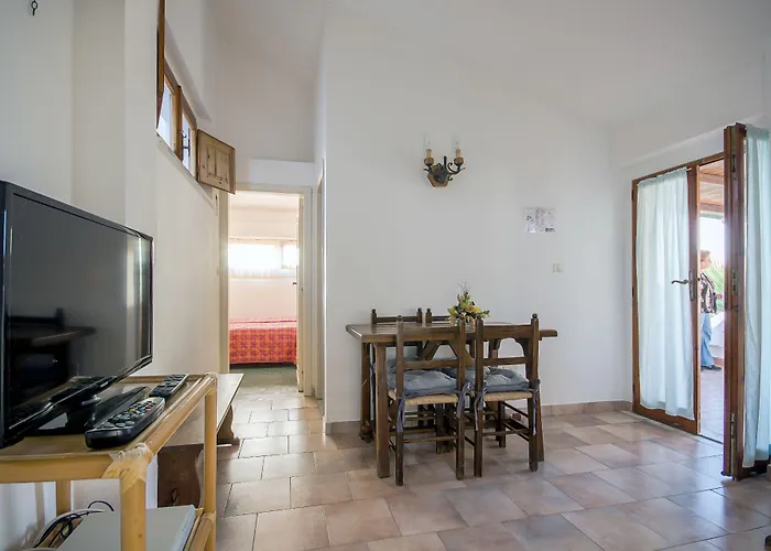 Le Roccette Mare & Restaurant מלון דירות