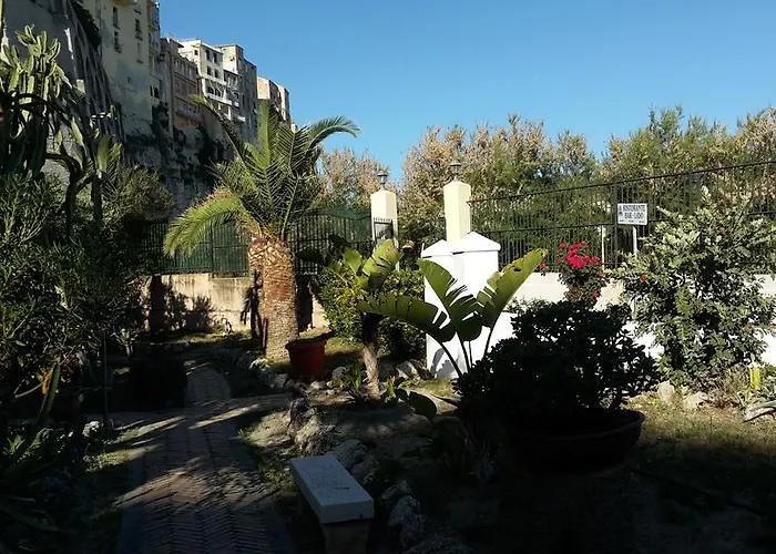 מלון דירות Le Roccette Mare & Restaurant טרופאה