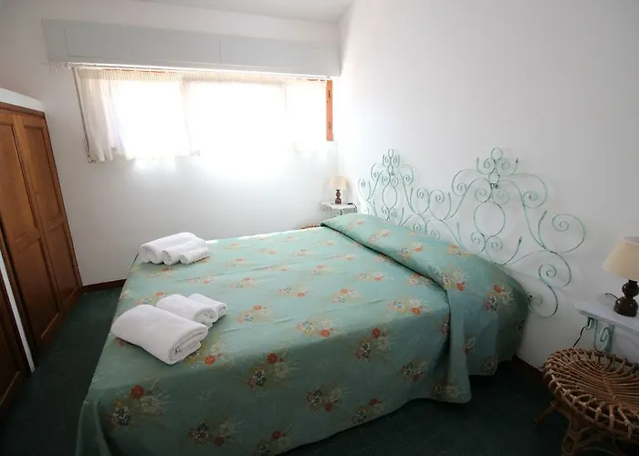 Le Roccette Mare & Restaurant מלון דירות טרופאה